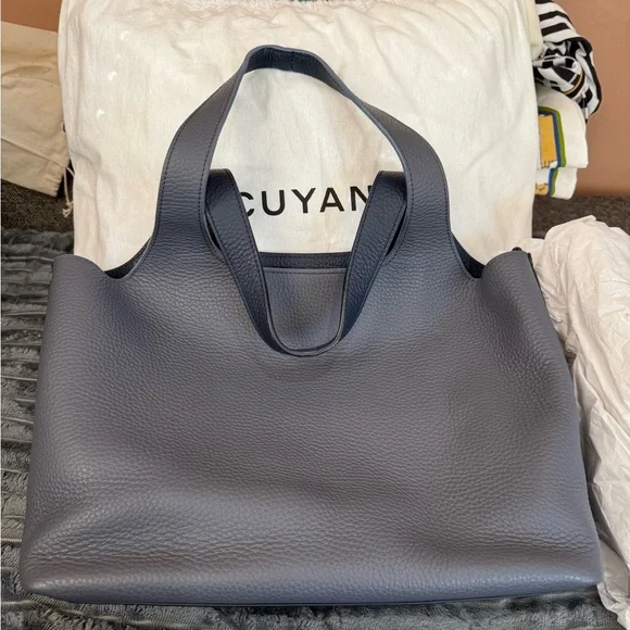 Cuyana System Tote 13 in V2 Zipper Pouch System Flap Bag Wide Strap Navy Set NWT - Picture 3 of 9